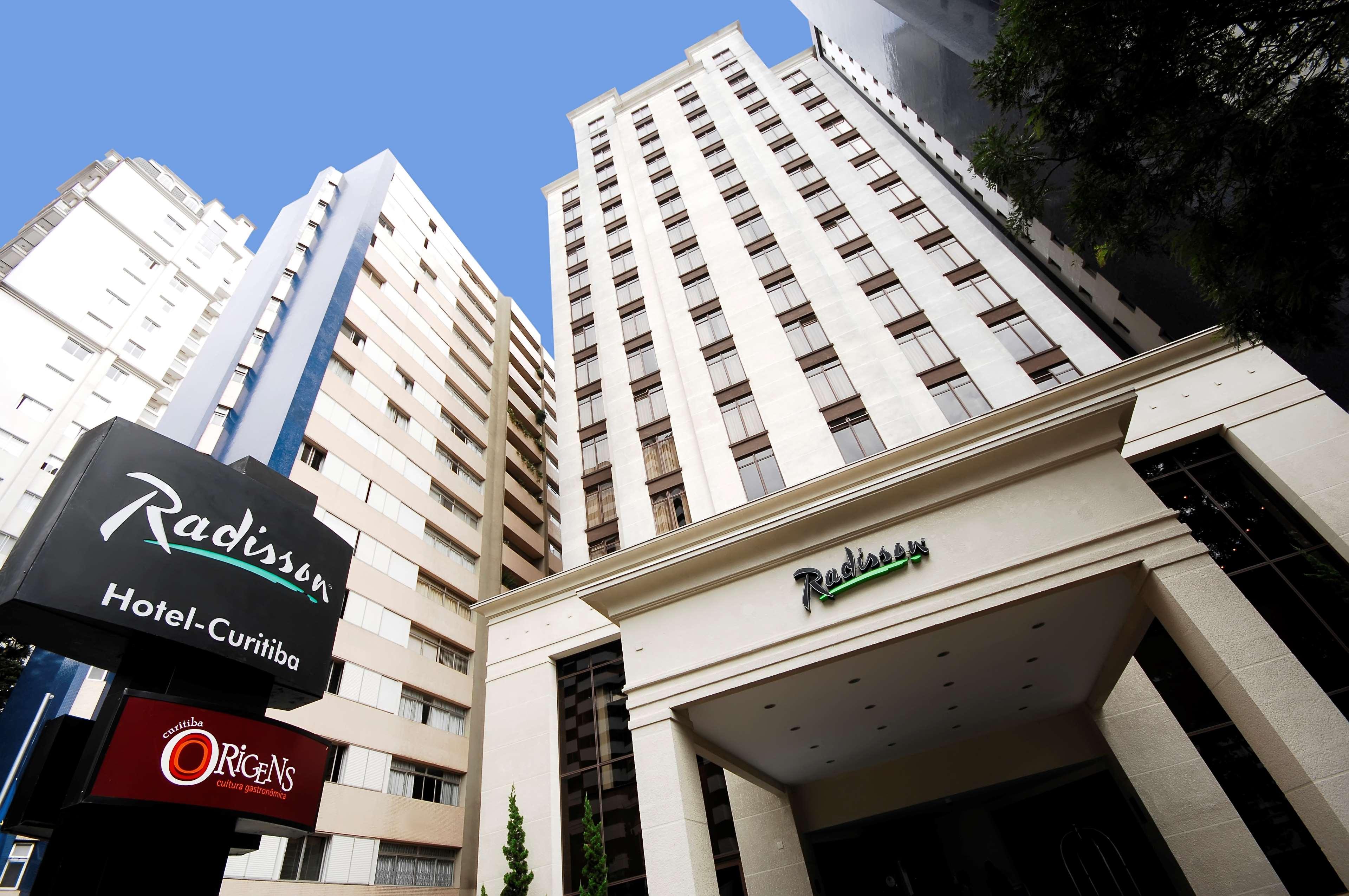 ラディソン ホテル クリチバ エクステリア 写真 Radisson Hotel Curitiba